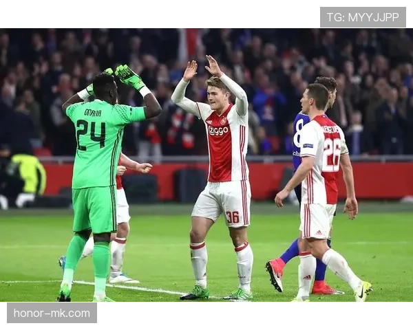 里斯本竞技新阵容亮相，青春风暴点燃新赛季期待